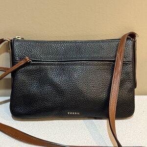 Vintage Fossil Black Pebbled Leather Crossbody Purse Classic 90s City Minimalist